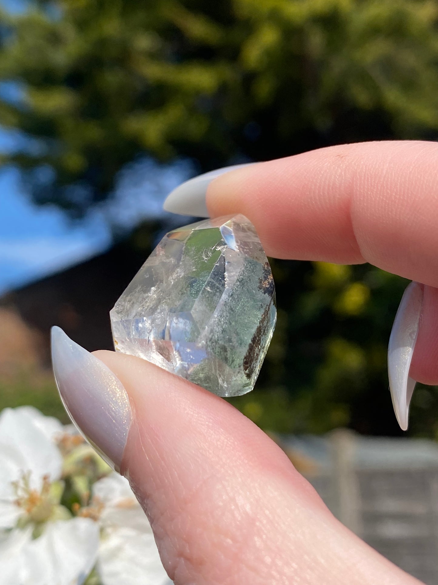 Garden Quartz Faceted Mini Tower